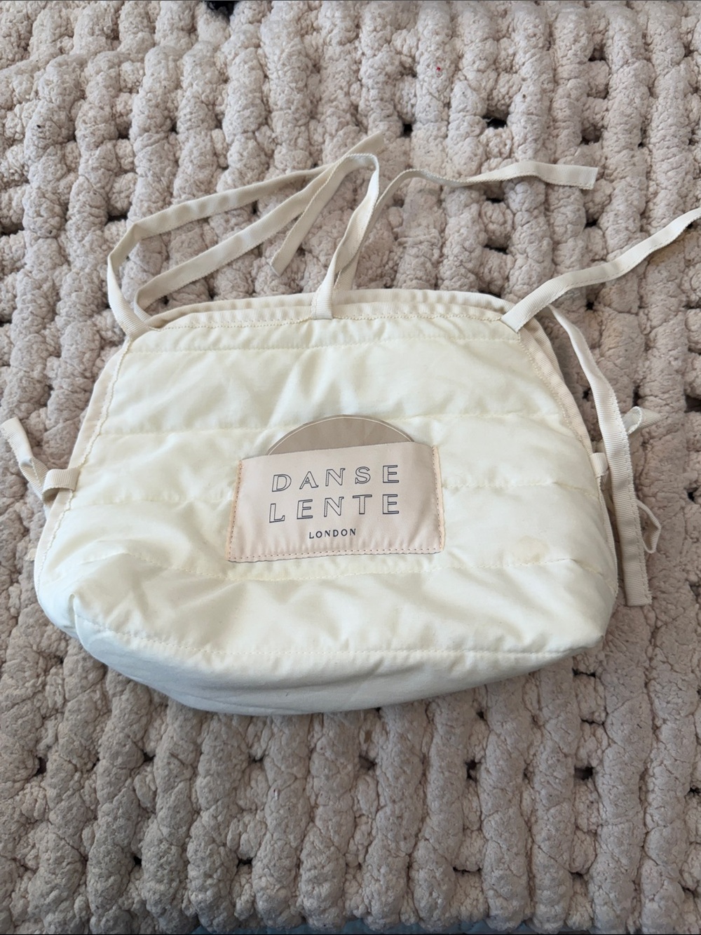 DANSE LENTE Mini Johnny Bucket Bag
Bianco - NWOT - Picture 14 of 15